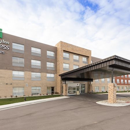 Holiday Inn Express & Suites - Auburn By Ihg Exterior foto