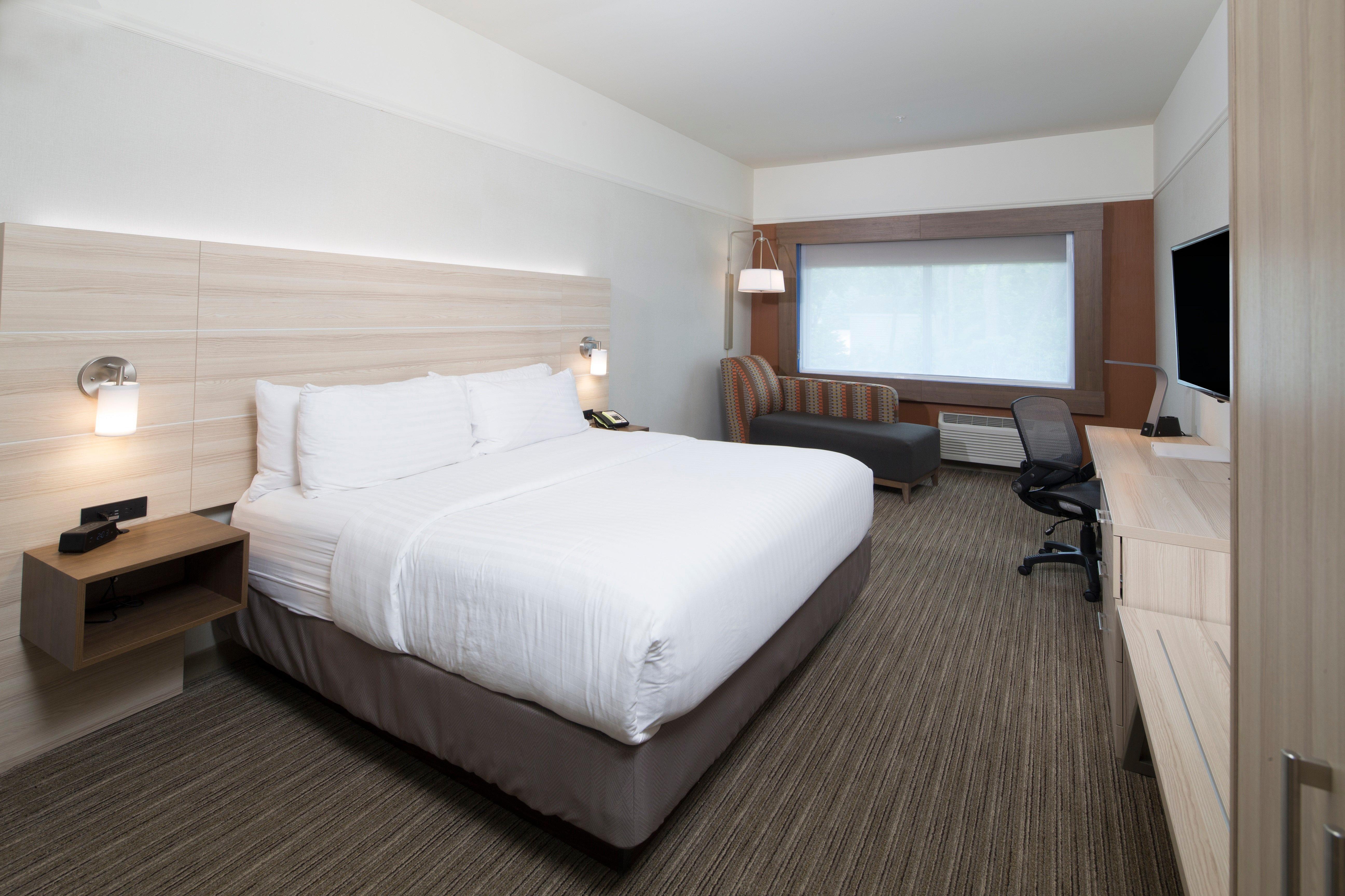 Holiday Inn Express & Suites - Auburn By Ihg Exterior foto